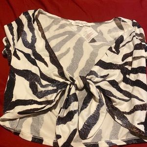 Zebra knot tie crop top size s/m worm once